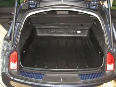 Ванночка для багажника Carbox Classic CARBOX купить